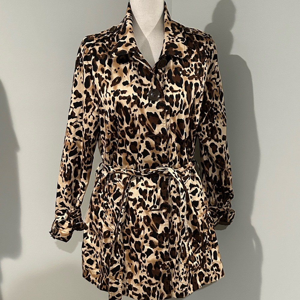 “Appraisal” Brand Animal Print Jacket with Tie Size M